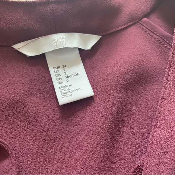 H&M Knee-Length V-neck Dress with Chest Tie - Picture 3 of 6